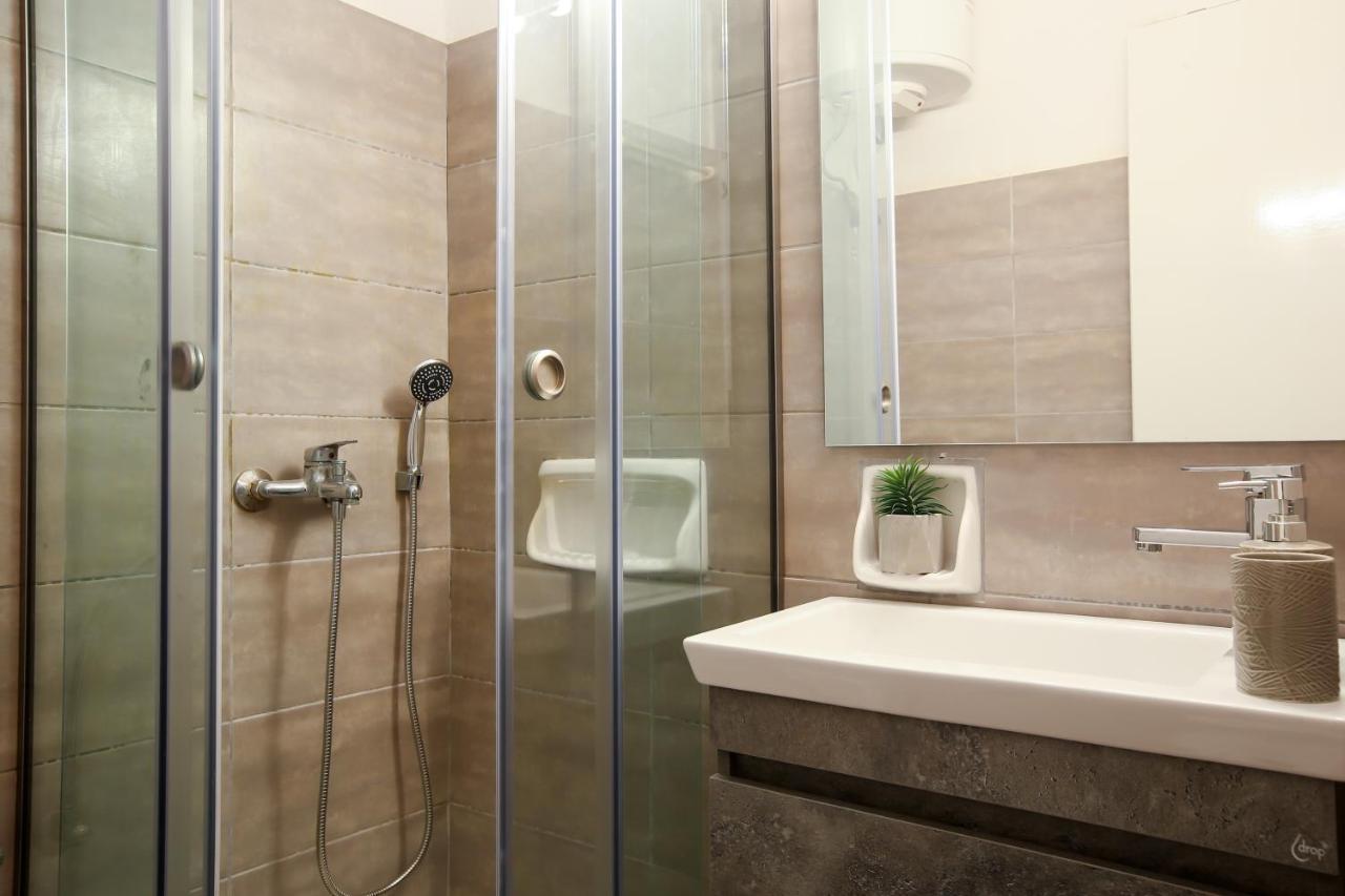 Luxury Apartments Christos กูเวีย ภายนอก รูปภาพ