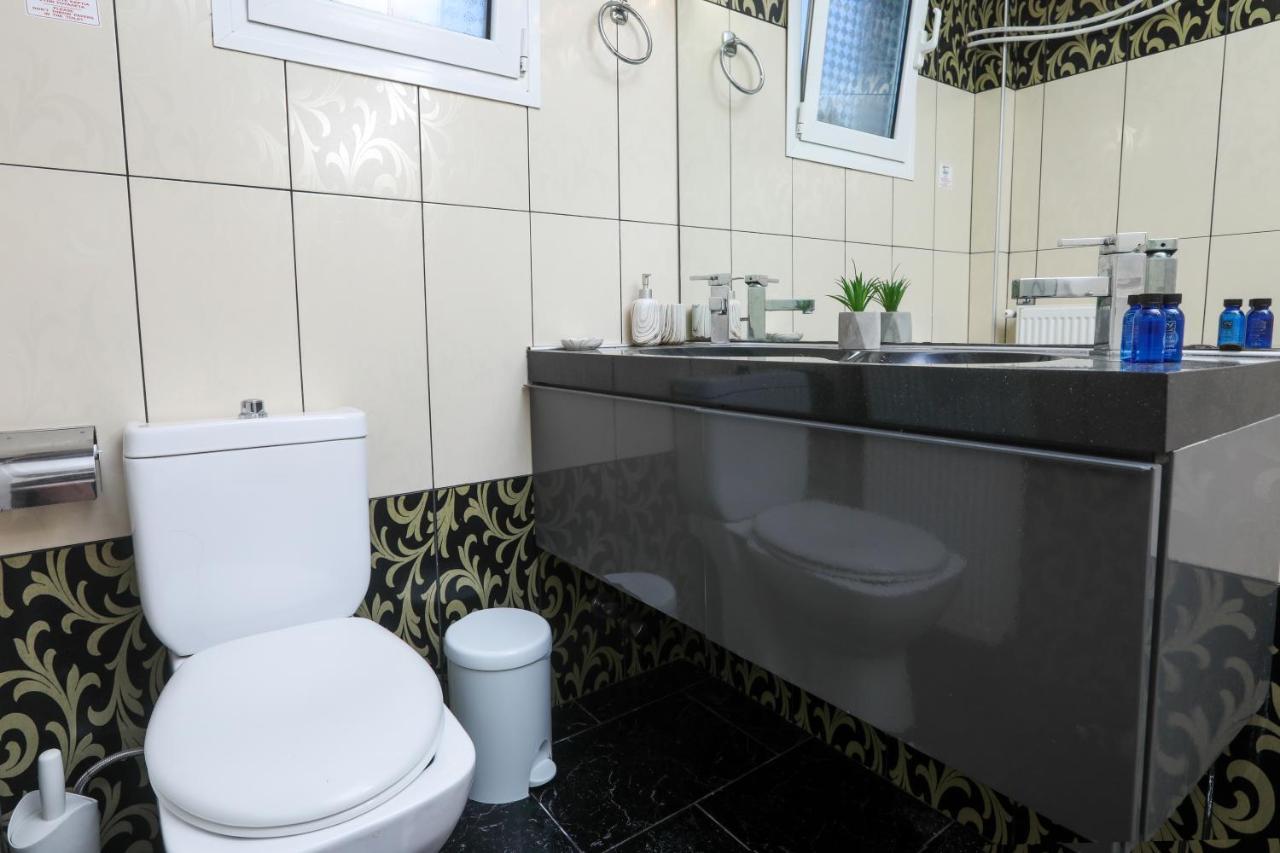 Luxury Apartments Christos กูเวีย ภายนอก รูปภาพ