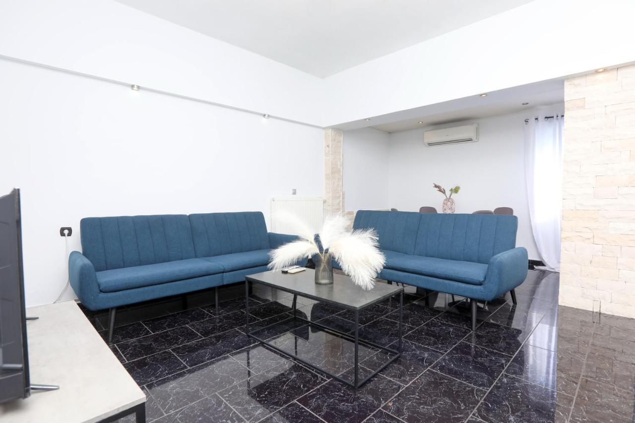 Luxury Apartments Christos กูเวีย ภายนอก รูปภาพ