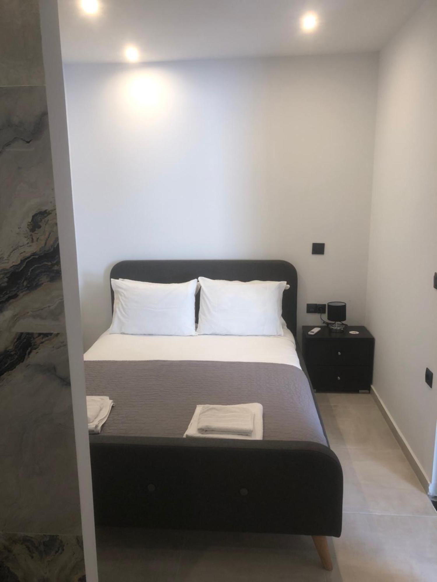 Luxury Apartments Christos กูเวีย ภายนอก รูปภาพ